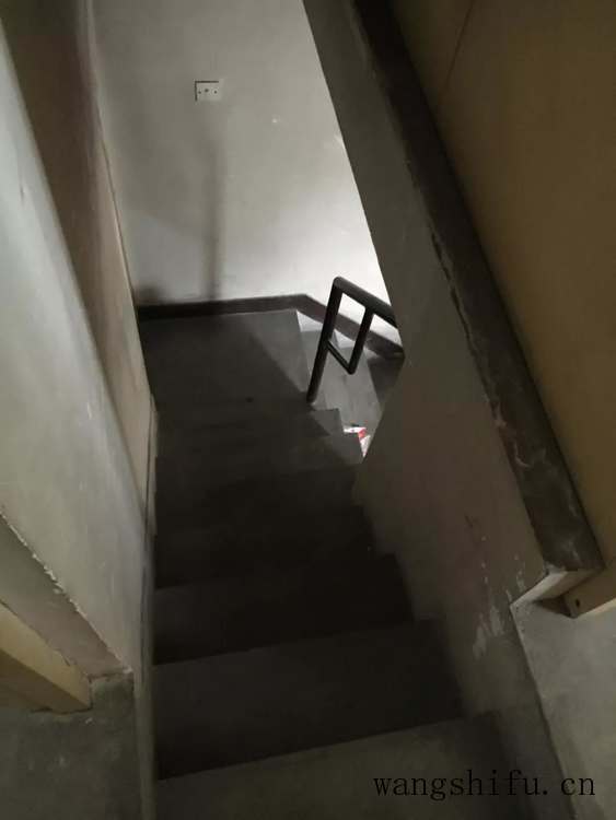中空板是什么材料？中空板的应用和特点