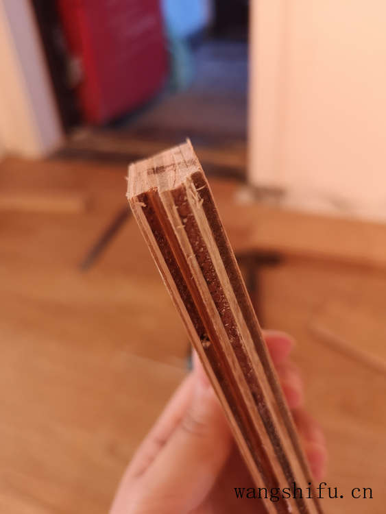 如何选择适合自己的铁艺屏风及铁艺屏风隔断
