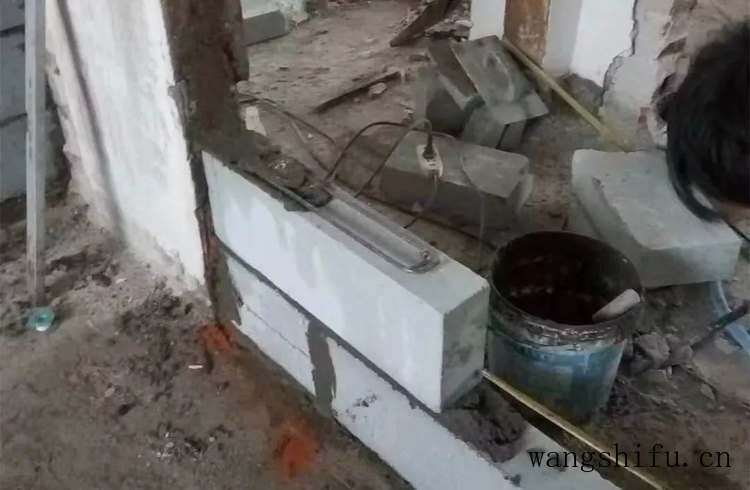 飞利浦手持吸尘器哪个好？哪个型号更适合您的需求？