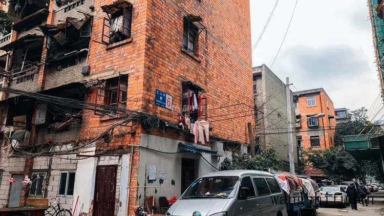 铝合金百叶窗定制：提供个性化解决方案