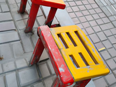 凳子和椅子哪个更健康