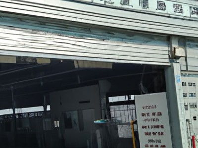 碳光门和吸塑门哪个好（碳光门和吸塑门哪个好一点）