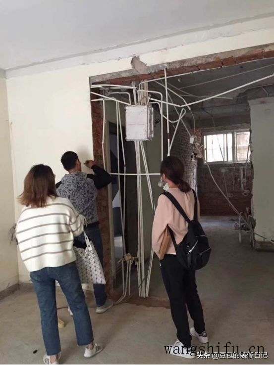 老房装修改造注意事项,想要住着方便舒适,务必注意这6个要点 旧房翻新 第9张 老房装修改造注意事项,想要住着方便舒适,务必注意这6个要点 旧房翻新 粉刷匠第9张 老房装修改造注意事项,想要住着方便舒适,务必注意这6个要点 旧房翻新 第9张 老房装修改造注意事项,想要住着方便舒适,务必注意这6个要点 旧房翻新 粉刷匠第9张