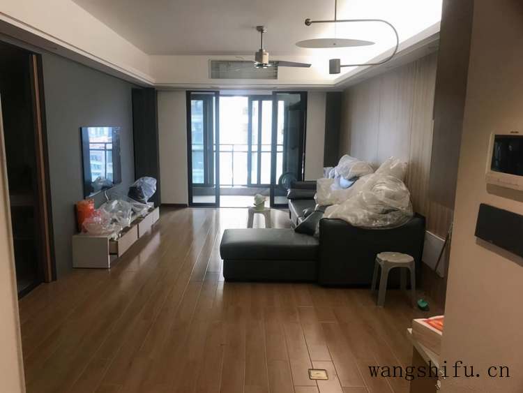 实用面积80㎡，公摊了25㎡，厨房很小，硬装花15W，启动房奴生活 旧房翻新 第5张 实用面积80㎡，公摊了25㎡，厨房很小，硬装花15W，启动房奴生活 旧房翻新 粉刷匠第5张