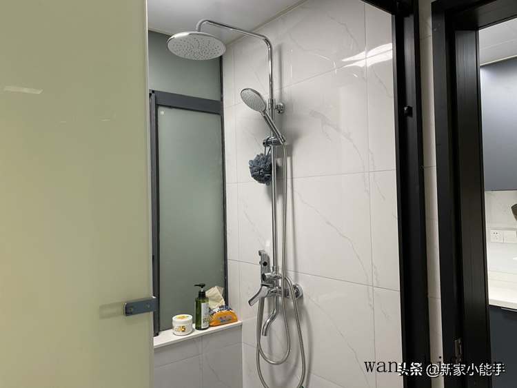 这是我见过最极简的装修,不做吊顶也不做电视墙,刷白墙也很好看 旧房翻新 第20张 这是我见过最极简的装修,不做吊顶也不做电视墙,刷白墙也很好看 旧房翻新 粉刷匠第20张 这是我见过最极简的装修,不做吊顶也不做电视墙,刷白墙也很好看 旧房翻新 第20张 这是我见过最极简的装修,不做吊顶也不做电视墙,刷白墙也很好看 旧房翻新 粉刷匠第20张